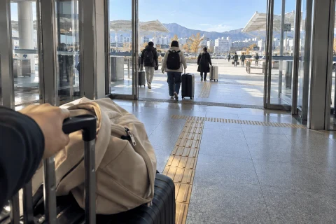 Illustrative arrival with luggage at Gangneung Station