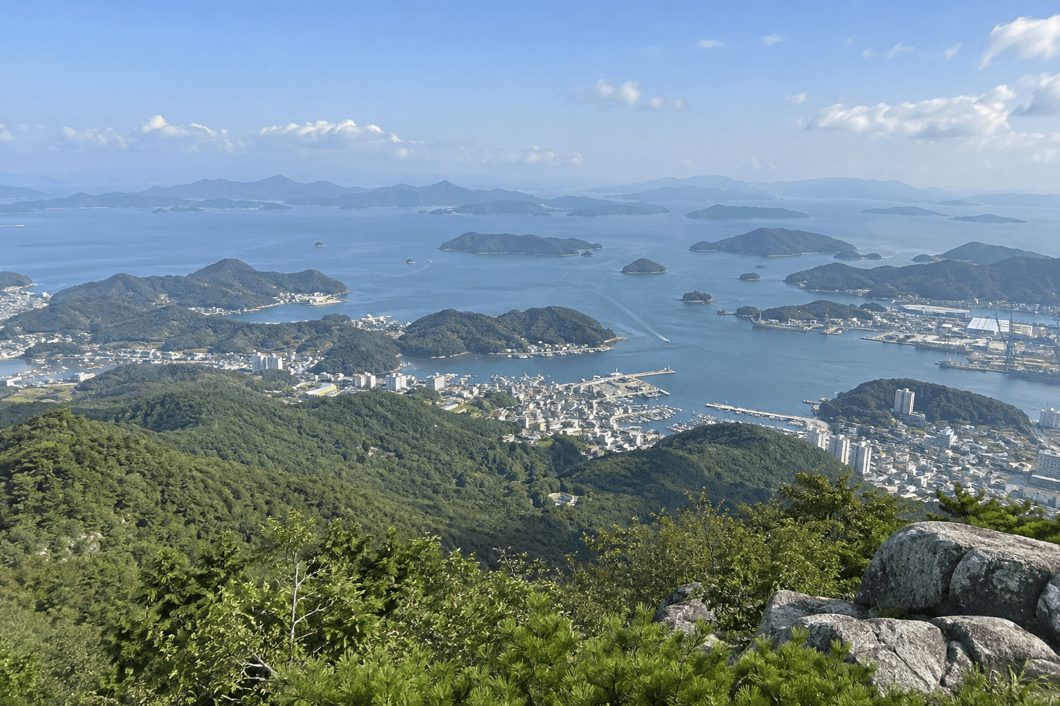 Example view of the Tongyeong sea and islands from the Mireuksan cable car